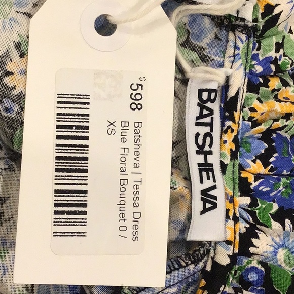 Dress - Picture 3 of 6